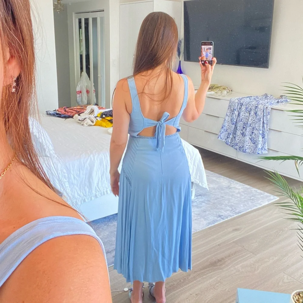 Reiss Light Blue Midi Dress - Picture 3 of 5